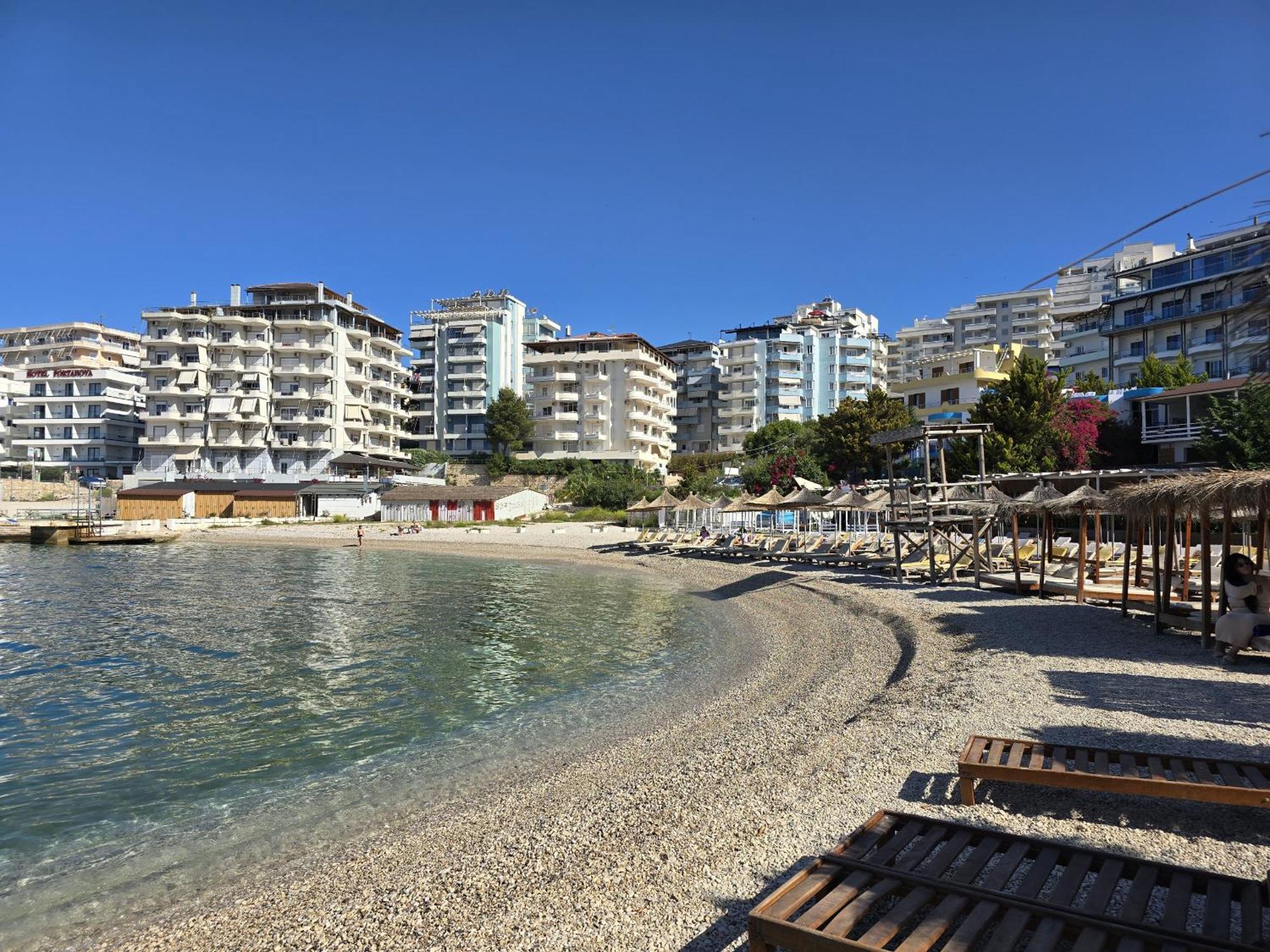 Happy Stay Eri Sarandë Exterior foto